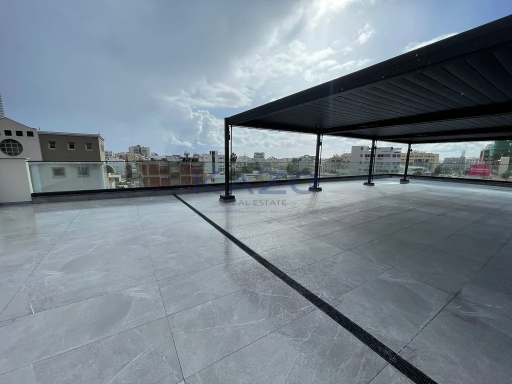 700m² Office for Rent in Limassol District