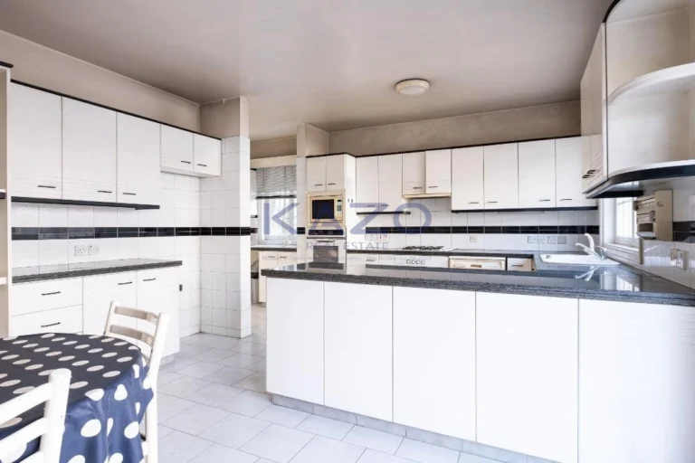 Cheap Houses and Villas for Sale Nicosia up to 600000 euro
