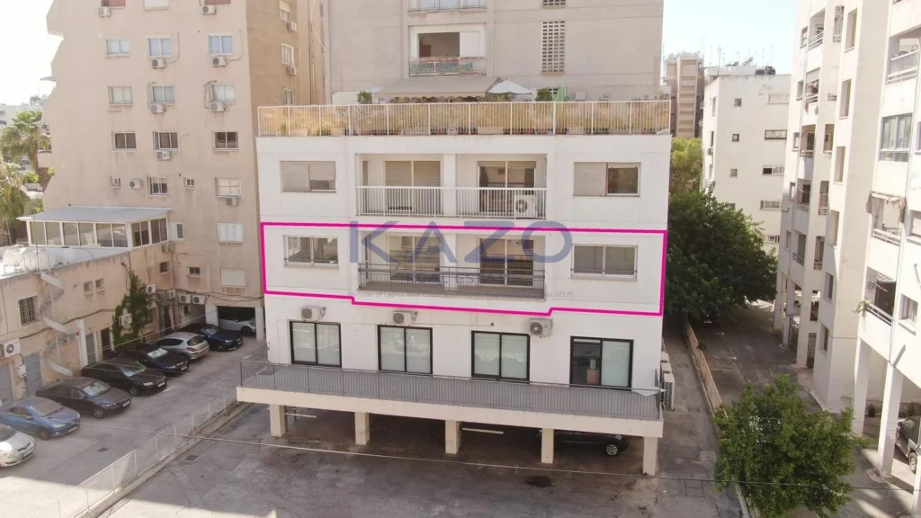 358m² Office for Sale in Agioi Omologites, Nicosia District