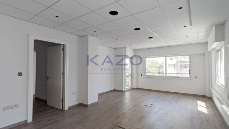 358m² Office for Sale in Agioi Omologites, Nicosia District