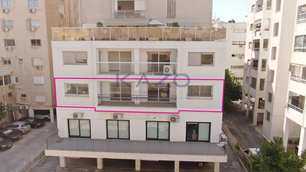 358m² Office for Sale in Agioi Omologites, Nicosia District