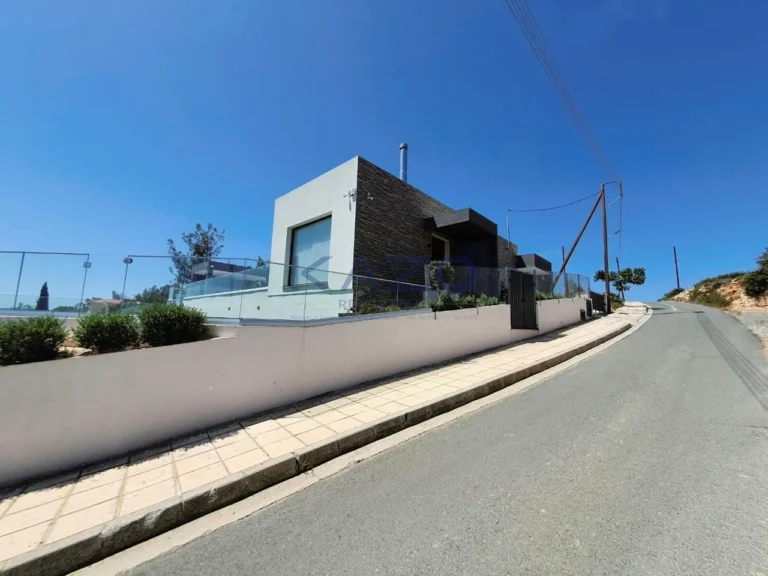 4 Bedroom House for Sale in Souni, Limassol District