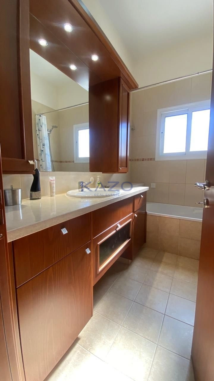 3 Bedroom House for Sale in Agios Tychonas, Limassol District