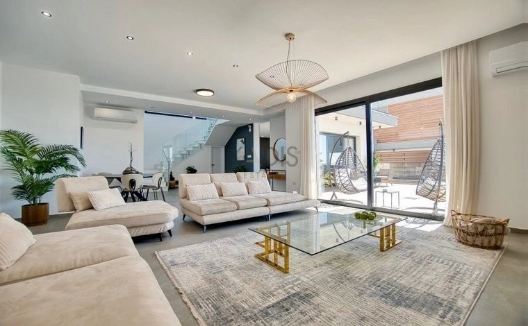 5 Bedroom House for Sale in Limassol District