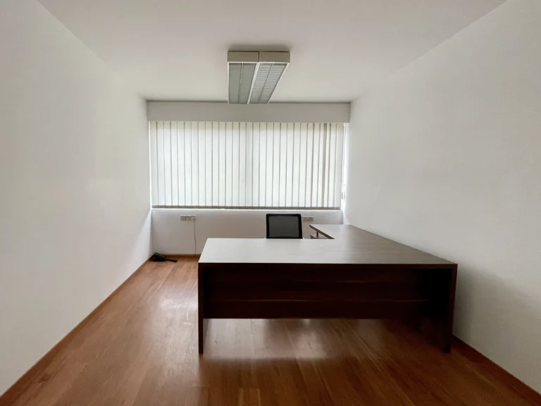 250m² Office for Rent in Limassol – Tsiflikoudia