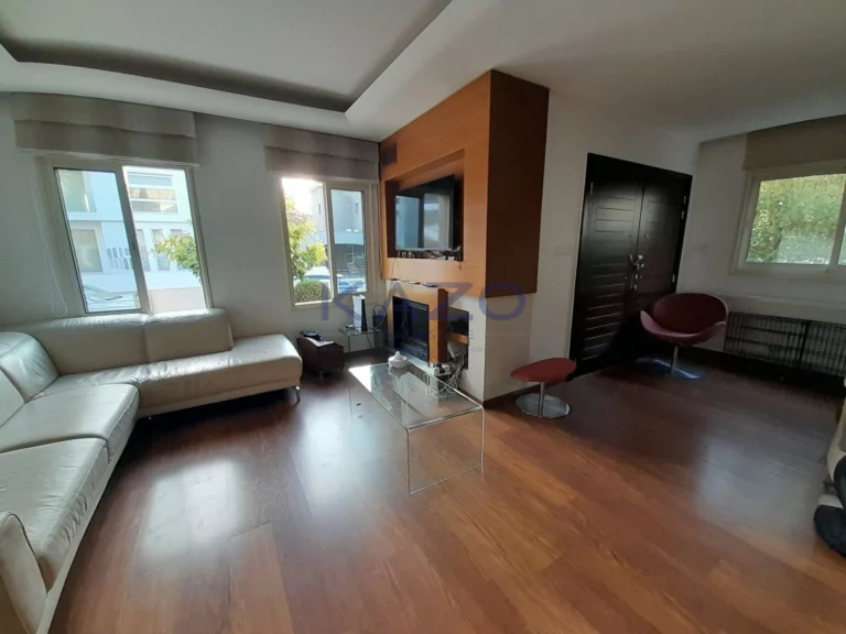 5 Bedroom House for Sale in Agios Tychonas, Limassol District