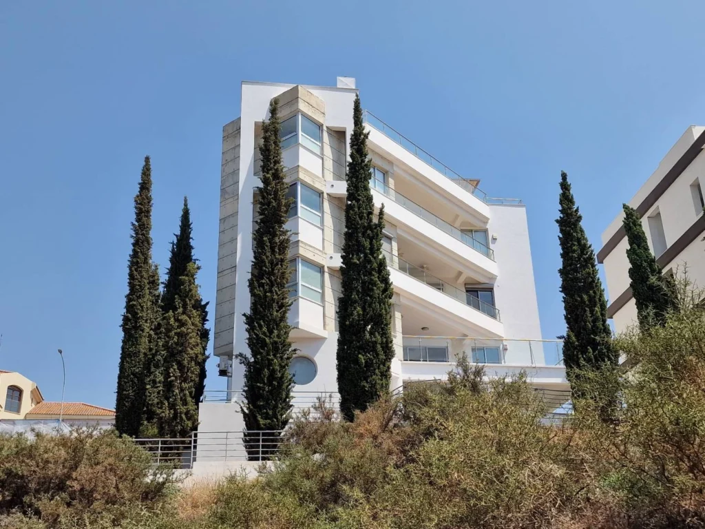 5 Bedroom Apartment for Sale in Germasogeia, Limassol District