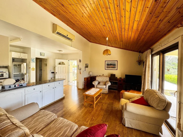 2 Bedroom House for Rent in Trimiklini, Limassol District