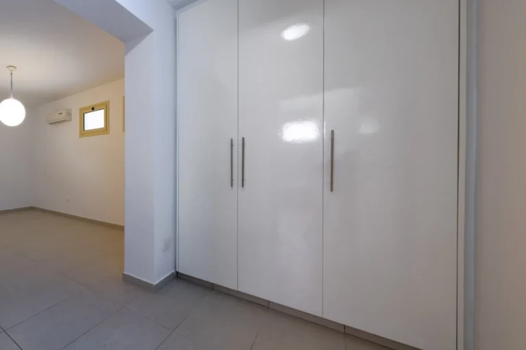 4 Bedroom House for Sale in Kissonerga, Paphos District