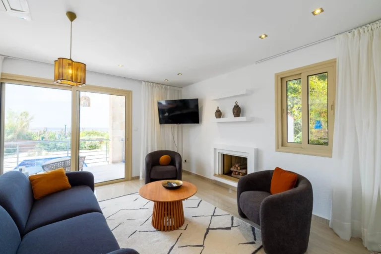 4 Bedroom House for Sale in Kissonerga, Paphos District
