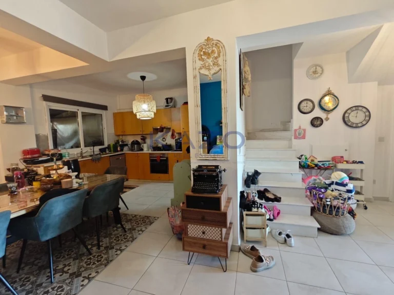 Cheap Houses and Villas for Sale Limassol up to 300000 euro