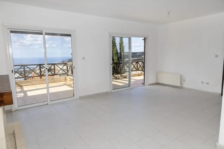 2 Bedroom House for Sale in Tsada, Paphos District