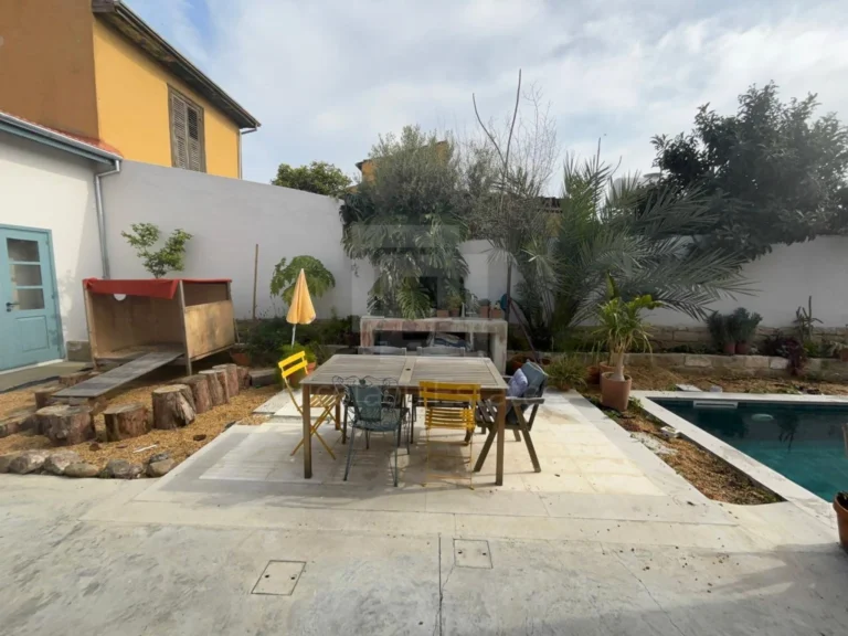 165m² Office for Rent in Limassol District