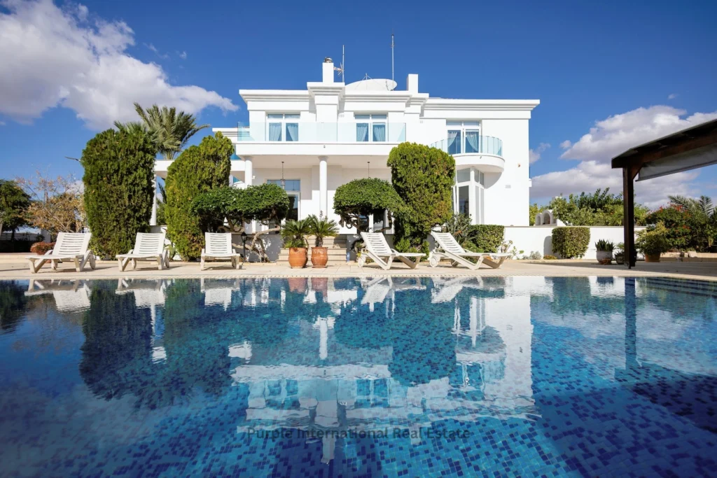 675m² House for Sale in Oroklini, Larnaca District