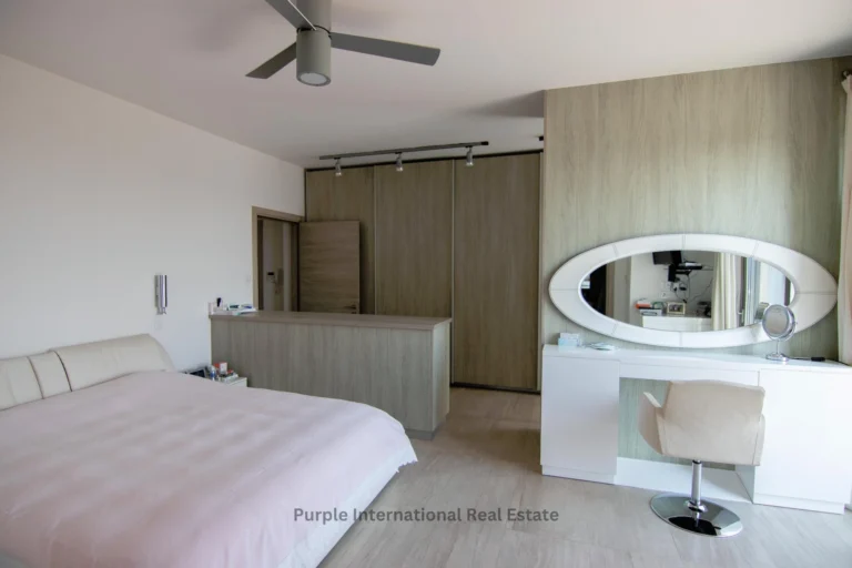 400m² House for Sale in Famagusta District