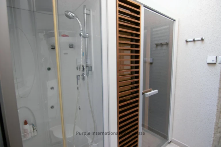 400m² House for Sale in Famagusta District