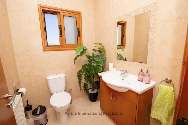 5 Bedroom House for Sale in Psematismenos, Larnaca District
