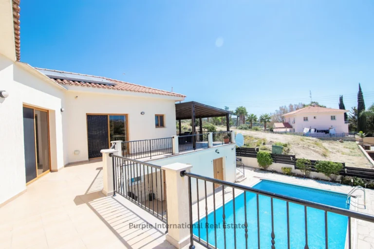 5 Bedroom House for Sale in Psematismenos, Larnaca District