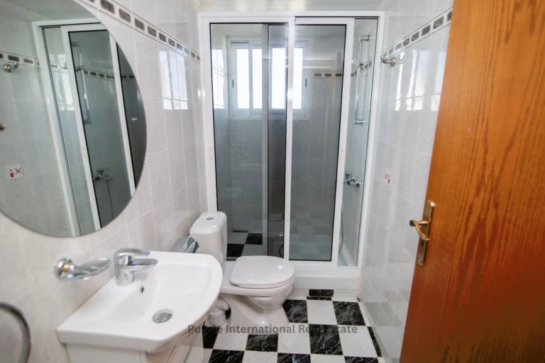 5 Bedroom House for Sale in Tersefanou, Larnaca District