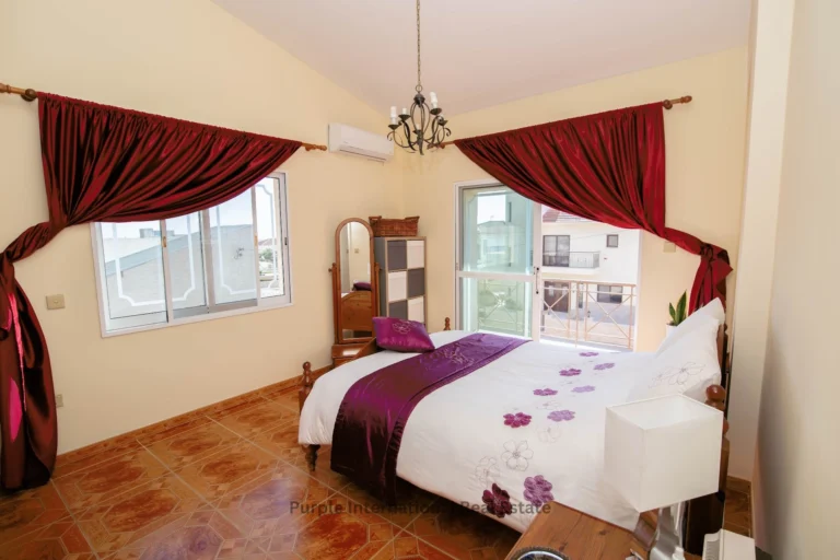 5 Bedroom House for Sale in Tersefanou, Larnaca District