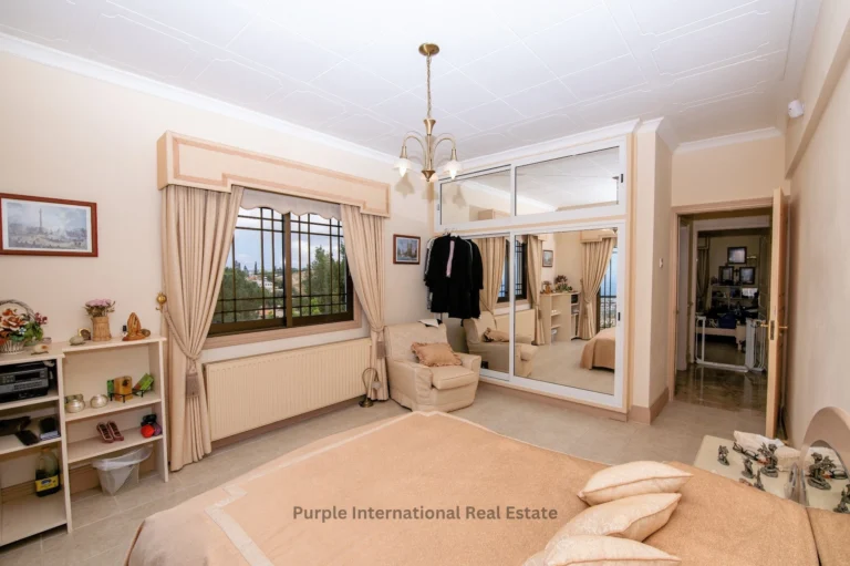 5 Bedroom House for Sale in Tala, Paphos District