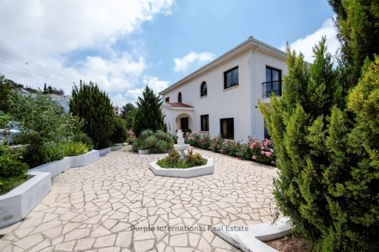 5 Bedroom House for Sale in Tala, Paphos District