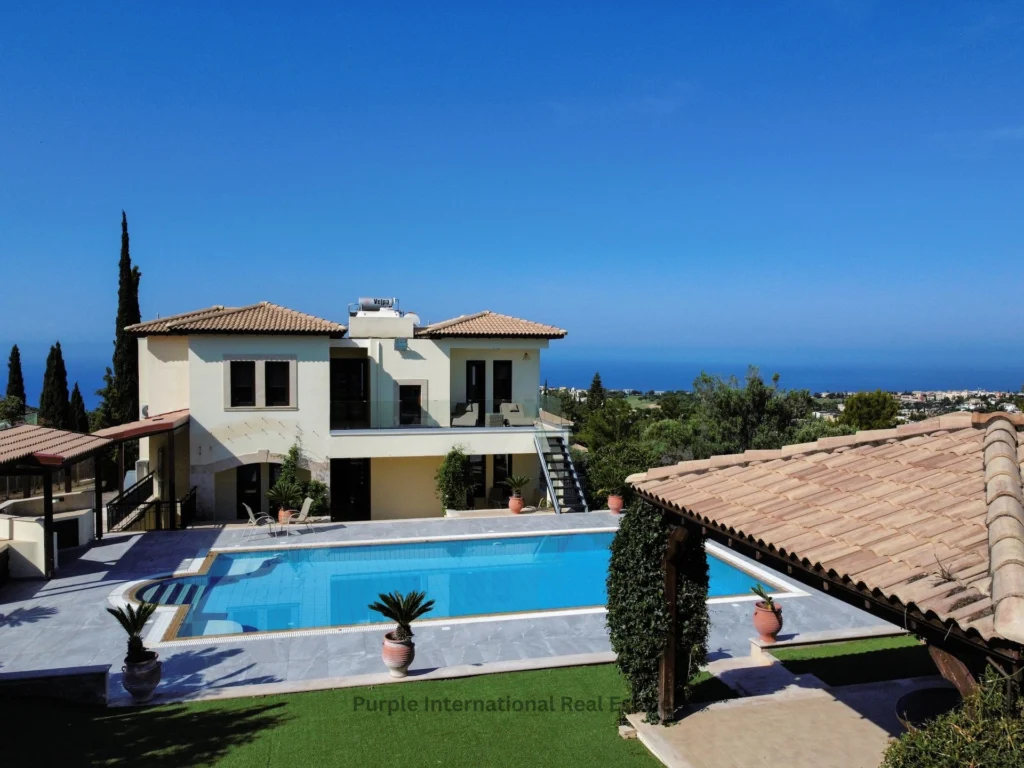 4 Bedroom House for Sale in Aphrodite Hills, Paphos District