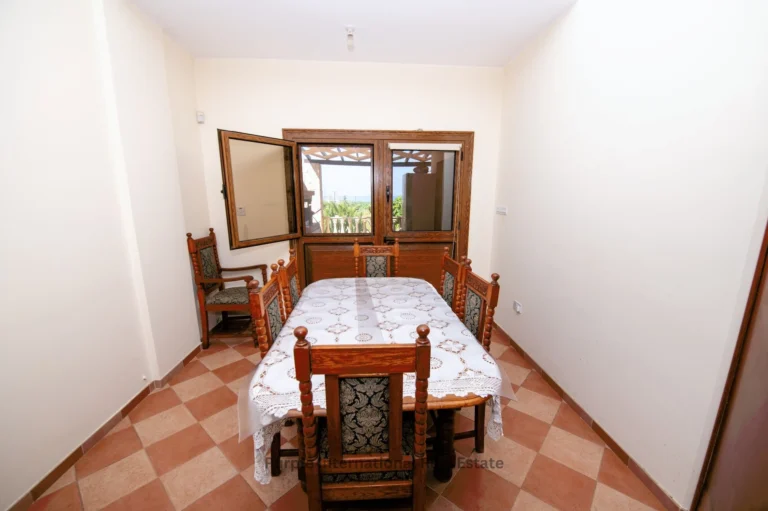 3 Bedroom House for Sale in Sea Caves, Paphos District