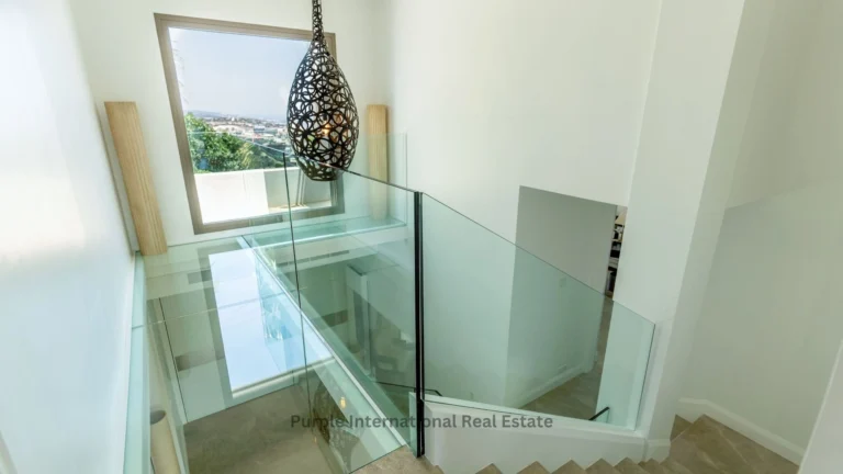5 Bedroom House for Sale in Agios Tychonas, Limassol District