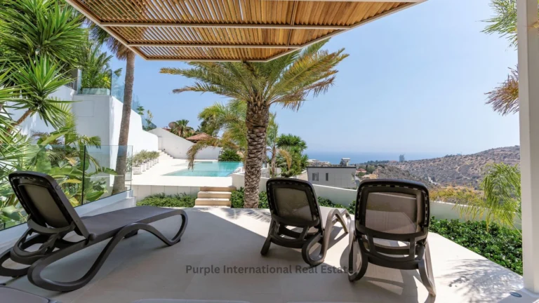 5 Bedroom House for Sale in Agios Tychonas, Limassol District