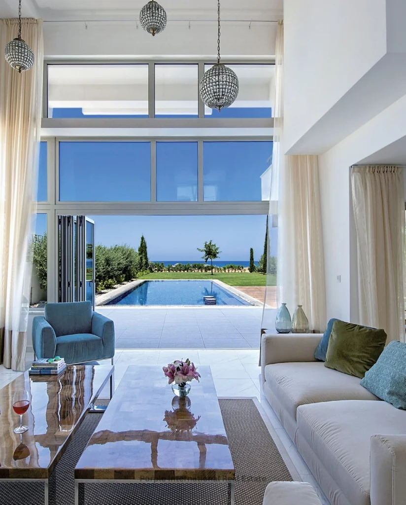 5 Bedroom House for Sale in Latchi (Lakki / Latsi), Paphos District