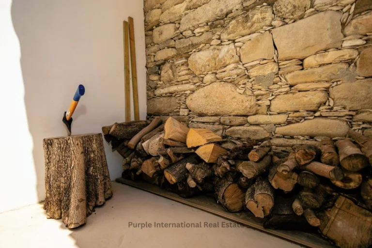 5 Bedroom House for Sale in Maroni, Larnaca District