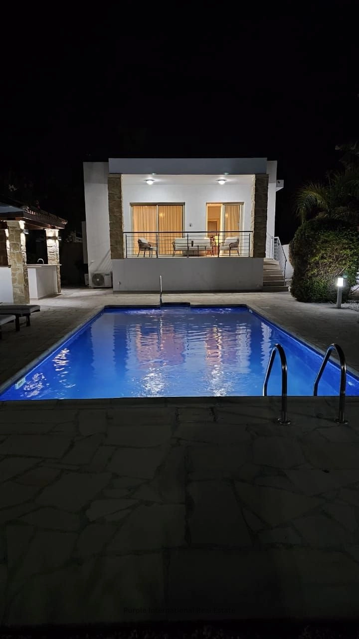 4 Bedroom House for Sale in Kissonerga, Paphos District
