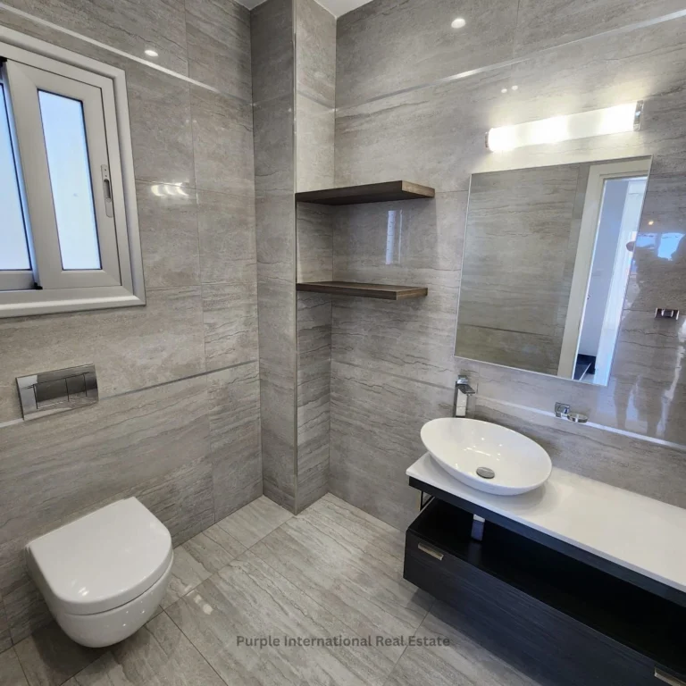 5 Bedroom House for Sale in Kissonerga, Paphos District