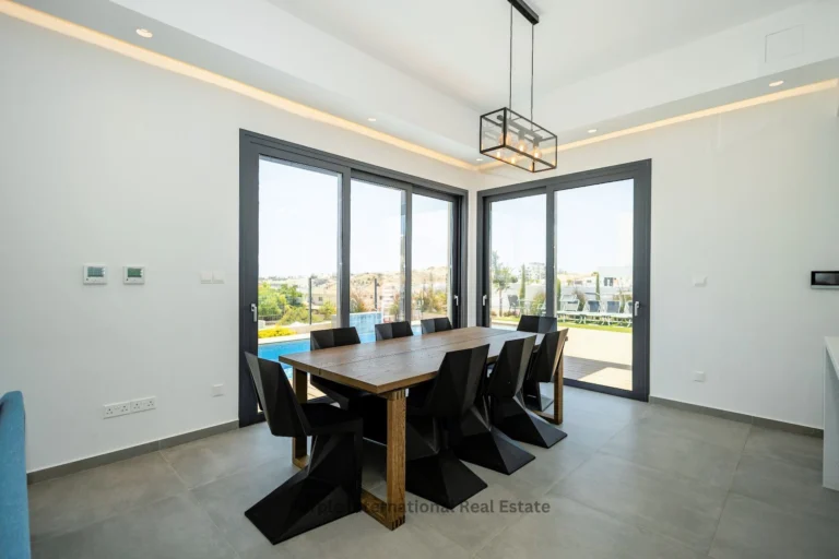 4 Bedroom House for Sale in Limassol – Agios Athanasios