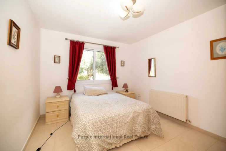 4 Bedroom House for Sale in Steni, Paphos District
