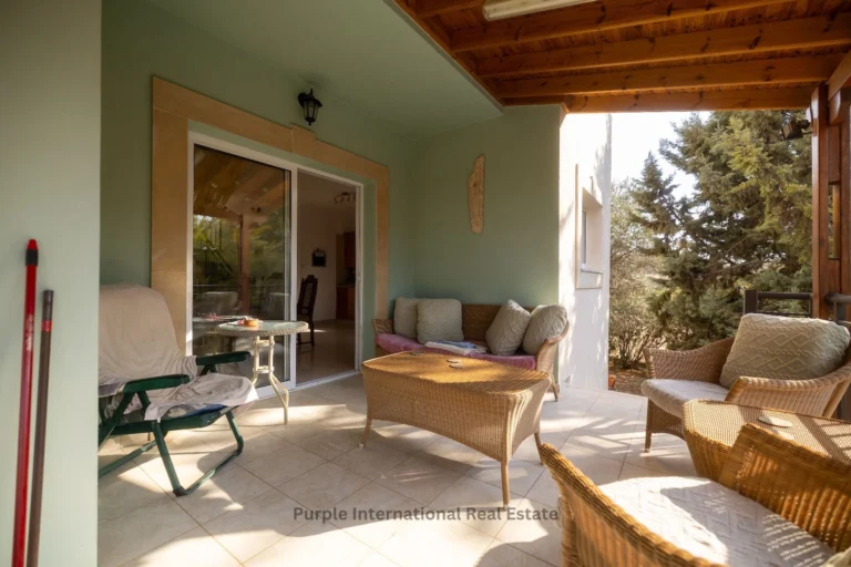 4 Bedroom House for Sale in Steni, Paphos District