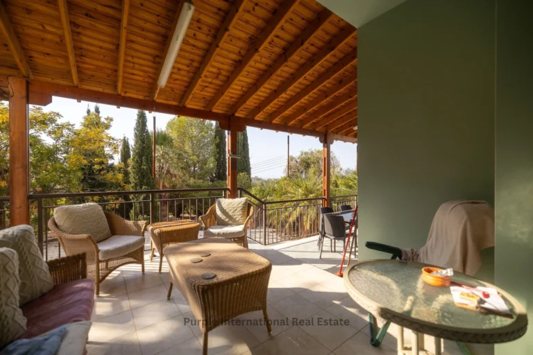 4 Bedroom House for Sale in Steni, Paphos District