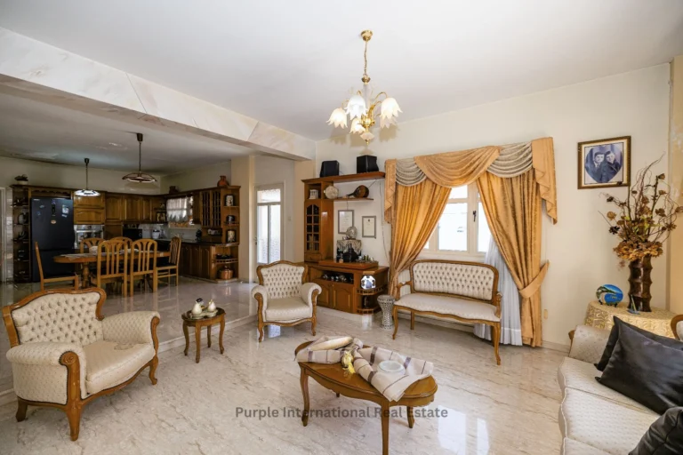 4 Bedroom House for Sale in Aradippou, Larnaca District