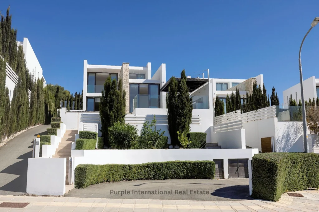 5 Bedroom House for Sale in Paphos District