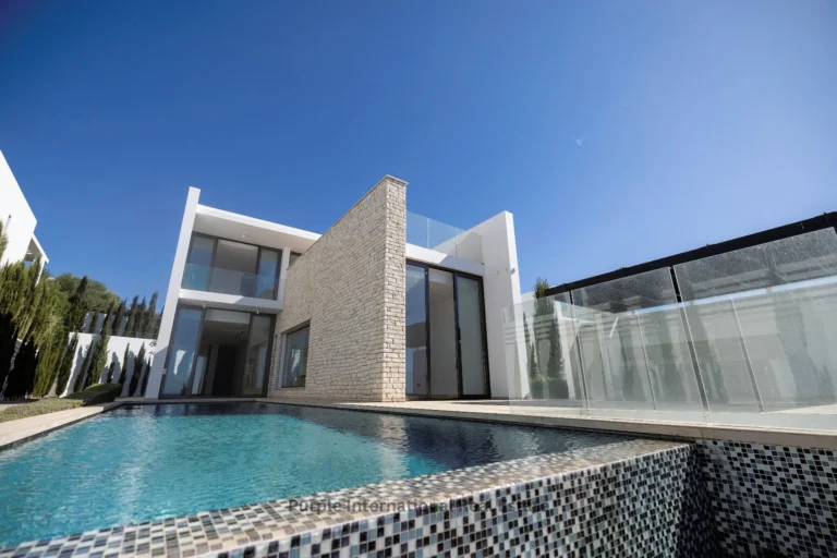 5 Bedroom House for Sale in Paphos District