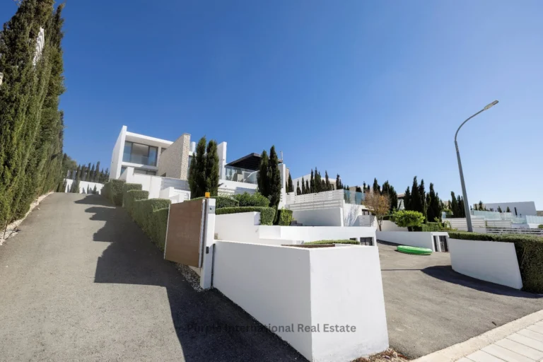 5 Bedroom House for Sale in Paphos District