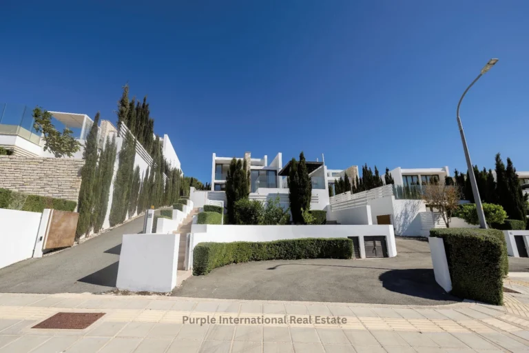 5 Bedroom House for Sale in Paphos District