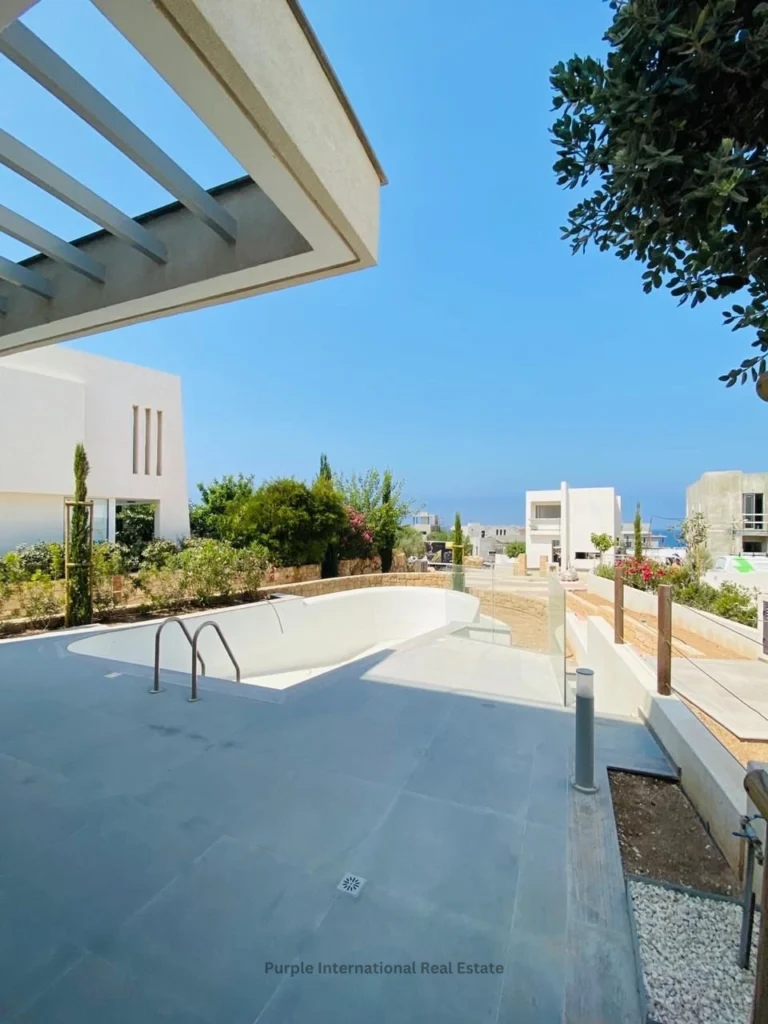 3 Bedroom House for Sale in Chlorakas, Paphos District