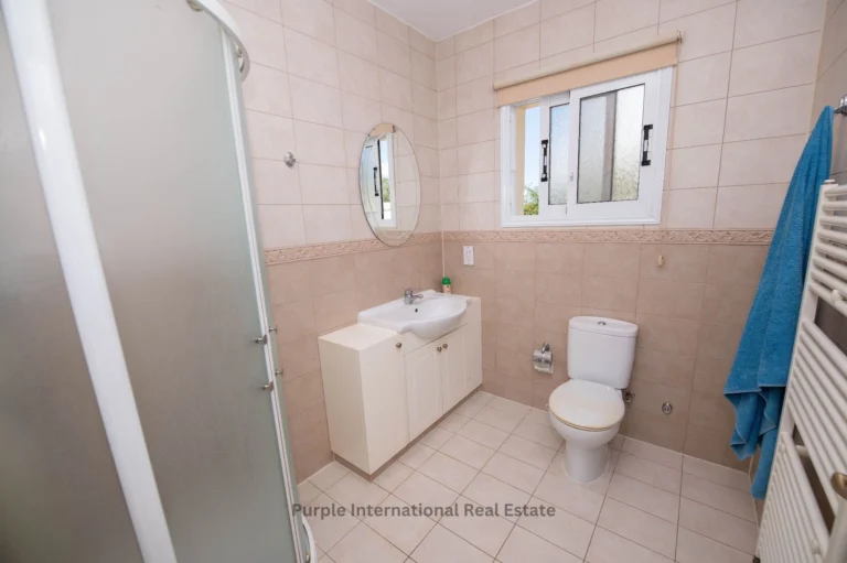 4 Bedroom House for Sale in Sea Caves, Paphos District