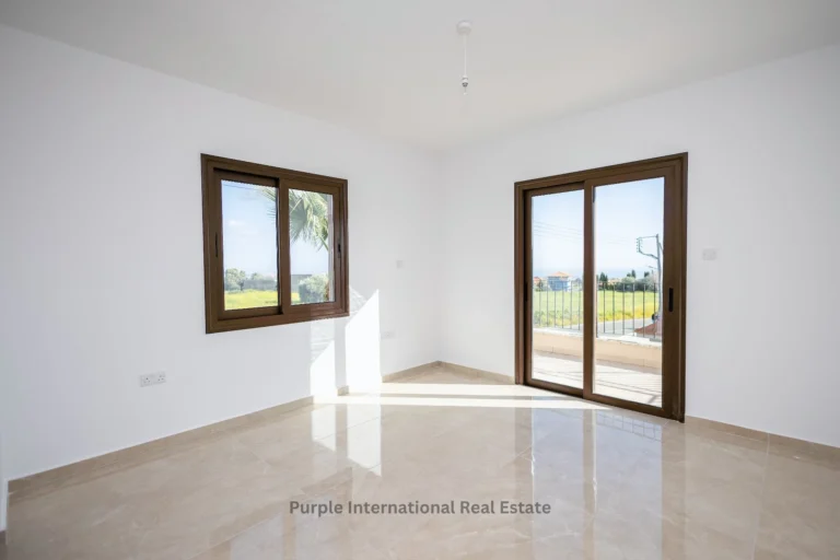 3 Bedroom House for Sale in Anogyra, Limassol District