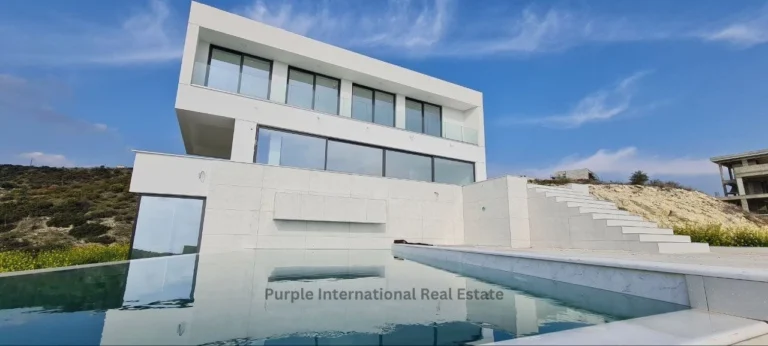 737m² House for Sale in Agios Tychonas, Limassol District
