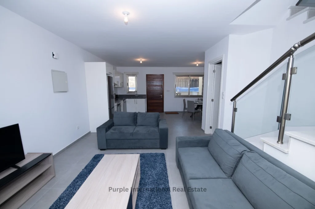 2 Bedroom House for Sale in Paphos – Universal