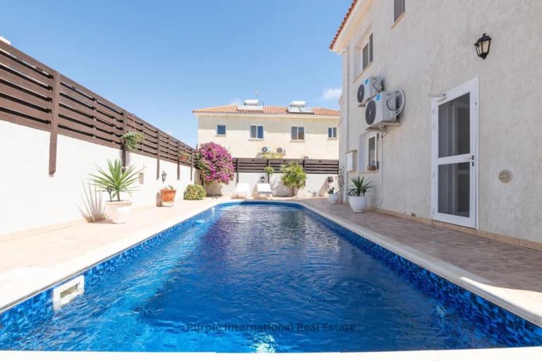 Cheap Houses and Villas for Sale Famagusta up to 400000 euro