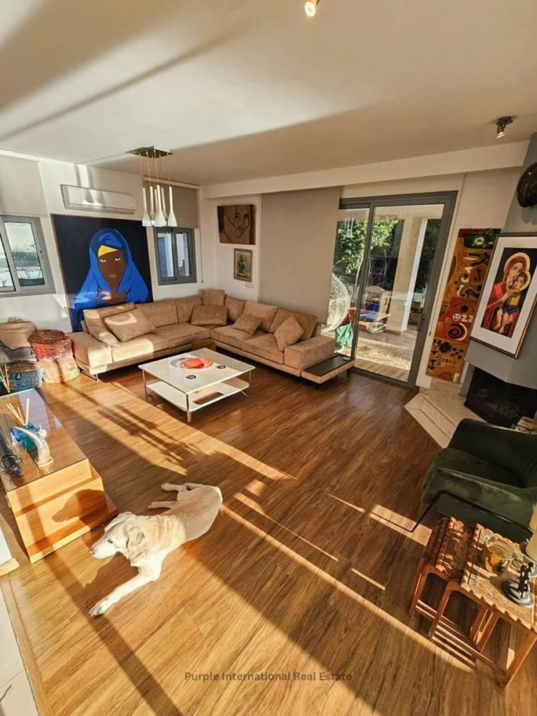 420m² House for Sale in Konia, Paphos District